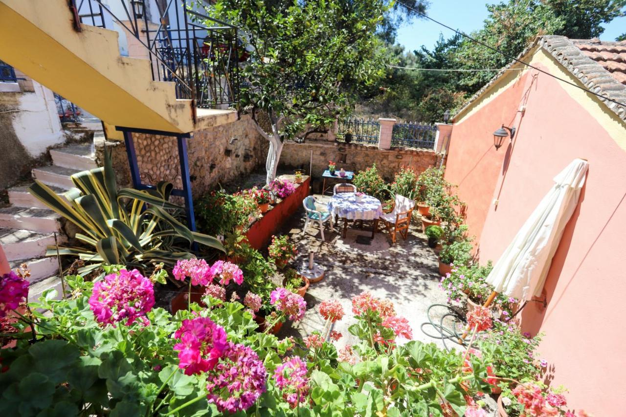 Alexis&Loula Village House Arkadades Extérieur photo