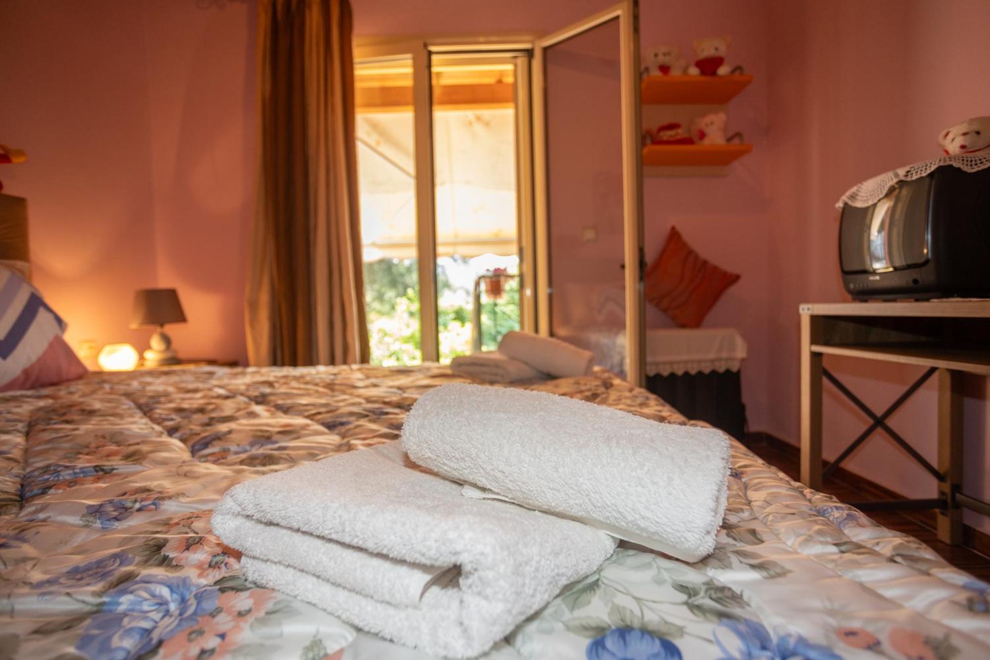 Alexis&Loula Village House Arkadades Extérieur photo